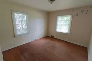 5925 Forest Ave, Gary, IN 46403 - Photo 13