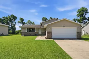 6675 Silver Cloud Dr, Portage, IN 46368 - Photo 1