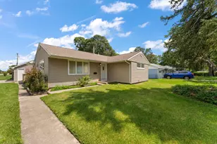 503 213th Pl, Dyer, IN 46311 - Photo 1