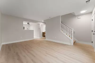 1005 Windsor Lane, Dyer, IN 46311 - Photo 3