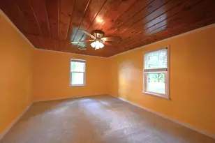 438 W Jefferson St, Winamac, IN 46996 - Photo 19