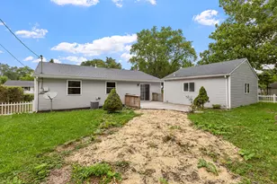 380 Brook Dr, Valparaiso, IN 46385 - Photo 19