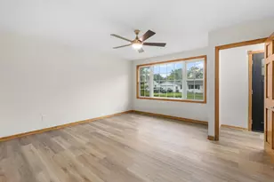 380 Brook Dr, Valparaiso, IN 46385 - Photo 13