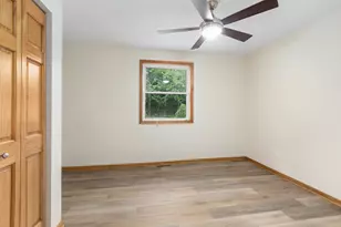 380 Brook Dr, Valparaiso, IN 46385 - Photo 17