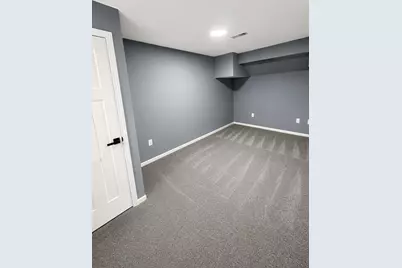 7400 Clark Street, Merrillville, IN 46410 - Photo 33