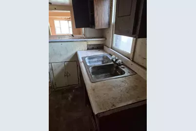 903 Ames Street, Hammond, IN 46320 - Photo 5