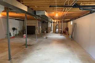 513 Center St, Valparaiso, IN 46385 - Photo 15