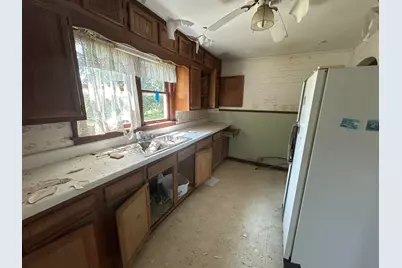 1624 N 300 W, Winamac, IN 46996 - Photo 7