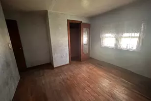 1624 N 300 W, Winamac, IN 46996 - Photo 5