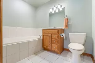 8912 Edison St, Crown Point, IN 46307 - Photo 15