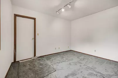 1100 Saratoga Lane, Chesterton, IN 46304 - Photo 11