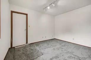 1100 Saratoga Ln, Chesterton, IN 46304 - Photo 11