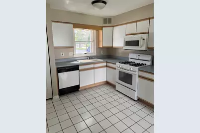 6096 Maryland Street, Merrillville, IN 46410 - Photo 5