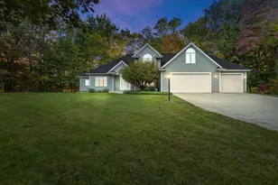7674 E Potato Hole Ct, New Carlisle, IN 46552 - Photo 1