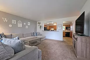1606 Brookview Ct, Hobart, IN 46342 - Photo 5