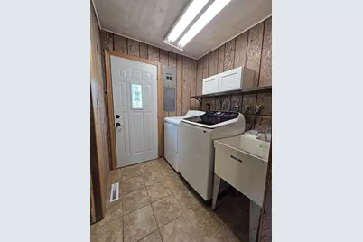 1606 Brookview Court, Hobart, IN 46342 - Photo 25