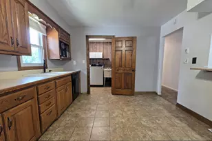 1606 Brookview Ct, Hobart, IN 46342 - Photo 13