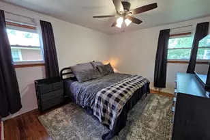 1606 Brookview Ct, Hobart, IN 46342 - Photo 15