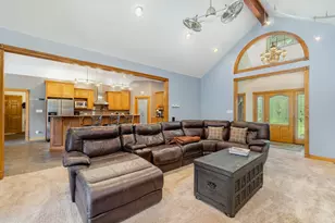 8855 E 93rd Ave, Crown Point, IN 46307 - Photo 5