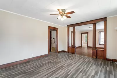 201 Maple Avenue, La Porte, IN 46350 - Photo 9