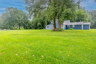 24215 Euclid Ave, Schneider, IN 46376 - Photo 9