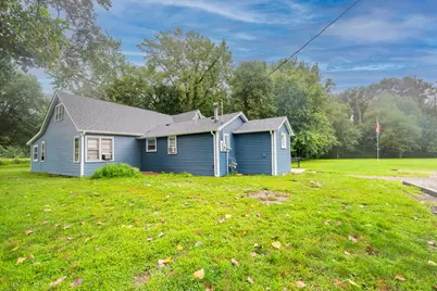 24215 Euclid Avenue, Schneider, IN 46376 - Photo 7