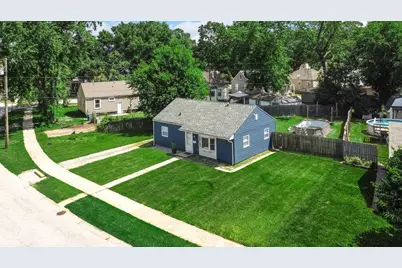 8115 Wicker Park Drive, Highland, IN 46322 - Photo 27