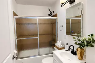 8115 Wicker Park Dr, Highland, IN 46322 - Photo 23