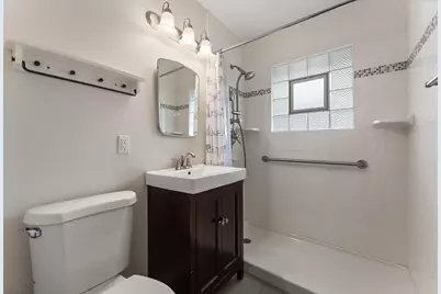6826 Kentucky Avenue, Hammond, IN 46323 - Photo 13