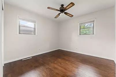 6826 Kentucky Avenue, Hammond, IN 46323 - Photo 9