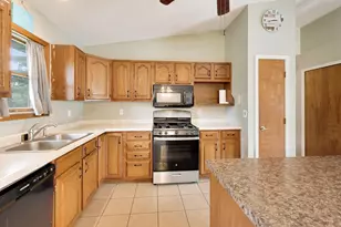 3344 Windy Hill Rd, Crown Point, IN 46307 - Photo 13