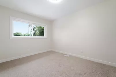 1412 N Dwiggins Avenue, Griffith, IN 46319 - Photo 15