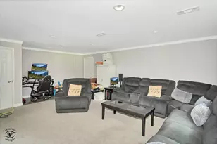 2724 Lois St, Portage, IN 46368 - Photo 17