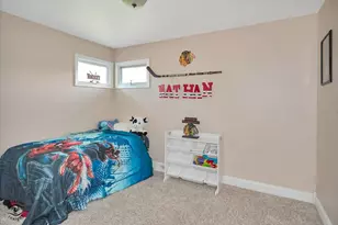 2724 Lois St, Portage, IN 46368 - Photo 13