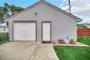 918 177th St, Hammond, IN 46324 - Photo 23