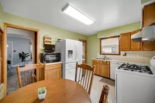 918 177th St, Hammond, IN 46324 - Photo 5