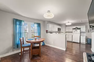2852 Clay St, Lake Station, IN 46405 - Photo 7