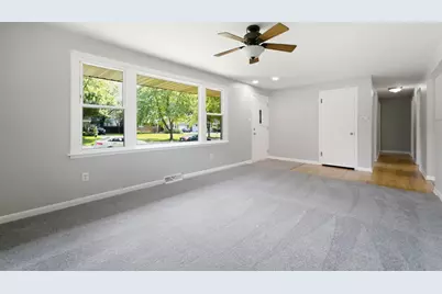 322 Oriole Avenue, Crown Point, IN 46307 - Photo 3