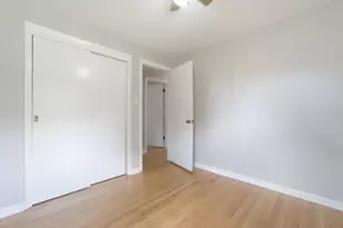 322 Oriole Ave, Crown Point, IN 46307 - Photo 13