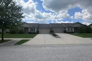 9898 Hart St, Saint John, IN 46373 - Photo 3