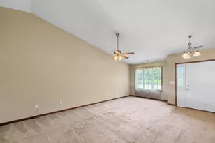 9898 Hart St, Saint John, IN 46373 - Photo 13