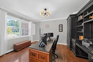 94 Scotscraig Dr, Valparaiso, IN 46385 - Photo 17