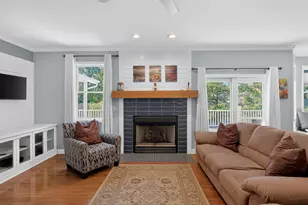 94 Scotscraig Dr, Valparaiso, IN 46385 - Photo 5