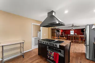 933 River Dr, Munster, IN 46321 - Photo 13