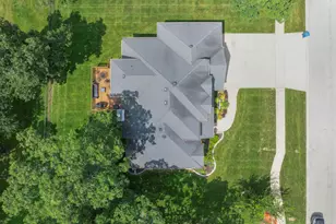 7129 Boardwalk Cir, Crown Point, IN 46307 - Photo 25