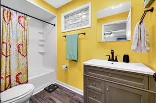 9044 Kennedy Ave, Highland, IN 46322 - Photo 5