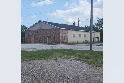 525 W 11th Avenue, Gary, IN 46402 - Photo 1