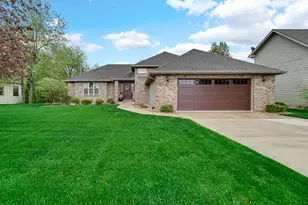 10621 Erie Dr, Crown Point, IN 46307 - Photo 49