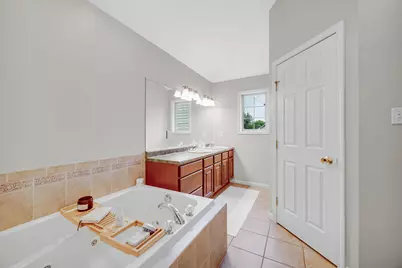 10621 Erie Drive, Crown Point, IN 46307 - Photo 7