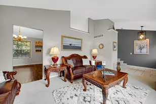 10621 Erie Dr, Crown Point, IN 46307 - Photo 59